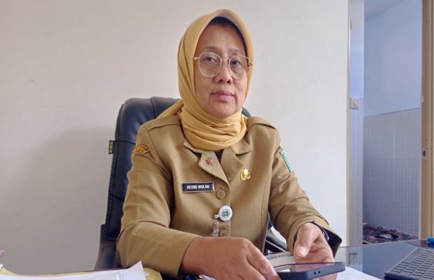 Foto : Kepala DKPP Kabupaten Lumajang, Ir. Retno Wulandari, M.Si