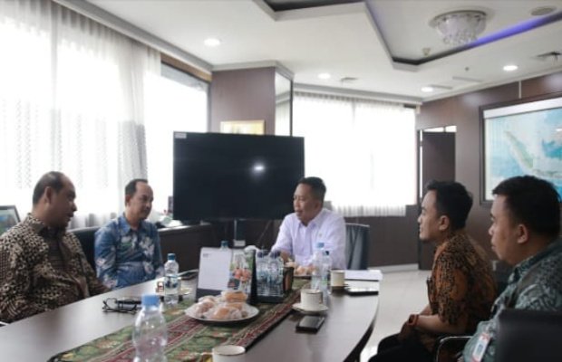 Foto: Dinsos PPPA dan bersama Kadiskominfo Jember, saat melakukan kunjungan kerja ke Kemensos RI 