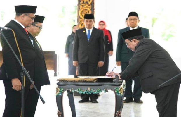 Foto: Pelantikan Puluhan Pejabat dan Sejumlah Camat di Sumenep