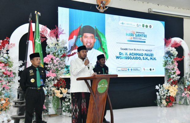 Foto: ‎Bupati Fauzi saat memberi  sambutan diacara Kick Off Hari Santri 2026 