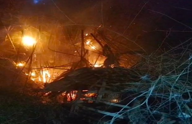 Foto: Kebakaran Lahan di Dusun Bata-Bata Desa Campaka, Kec. Pasongsongan 